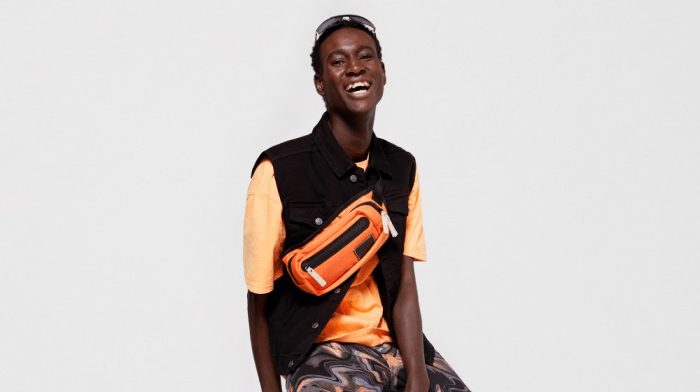fannypacks_outlet_2_CM