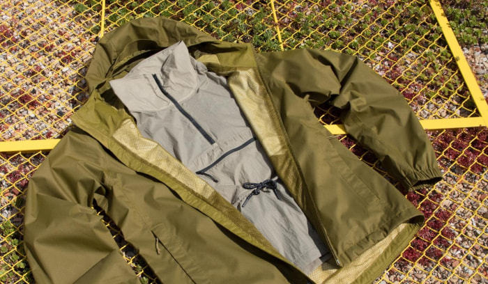 outdoor_clothes_outlet_2_CM