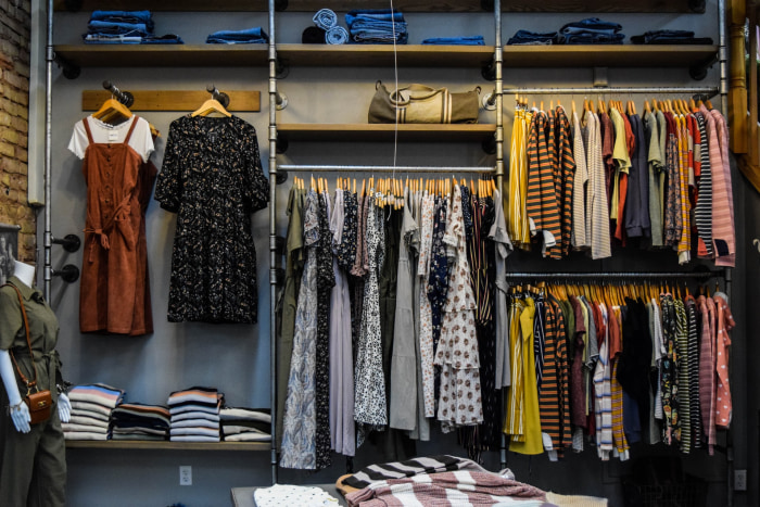 generic_women_clothing_outlet_1_CM