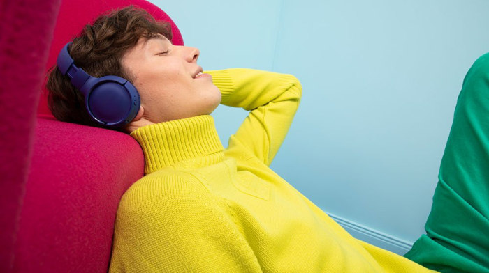 headphones outlet 2 CM
