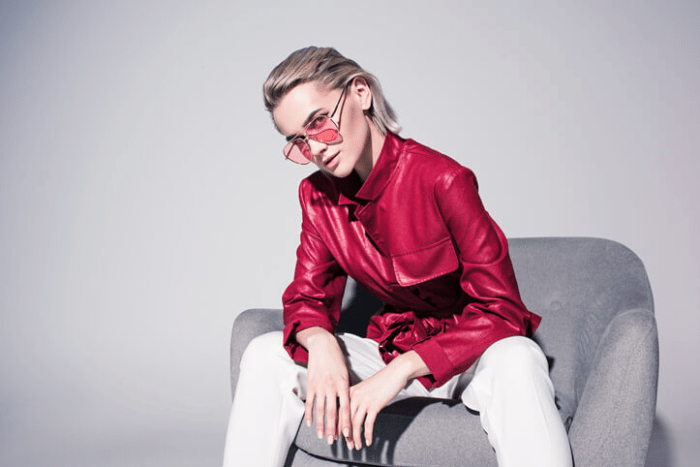 Women's clothes_red jacket