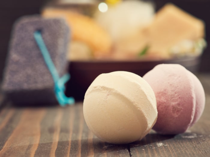 How to make bath bombs