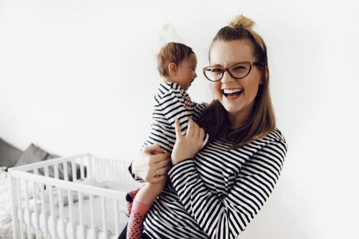 Mutter Tochter Kleidung im Streifenlook