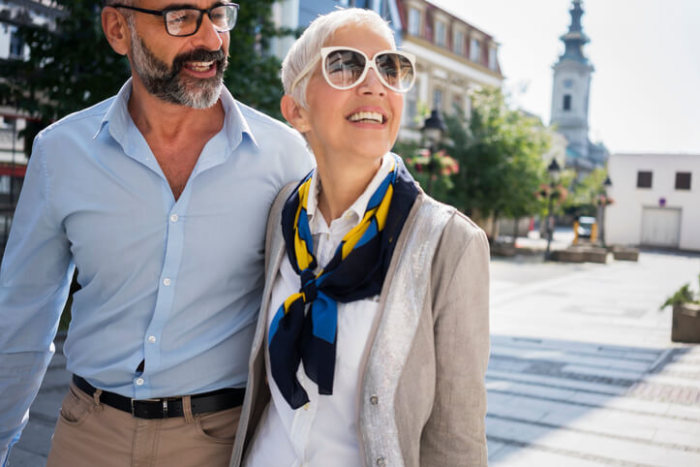 Hochwertige Markenkleidung Seidenschal Sonnenbrille