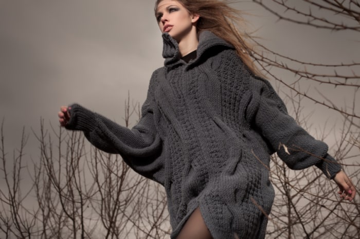 femme pull large