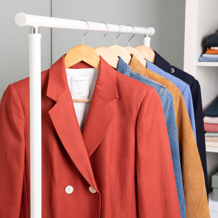 Come riordinare l'armadio decluttering