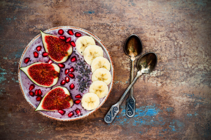 Naturalne metody czyszczenia sreber - skórka od banana