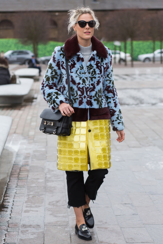 mix match colours model seo